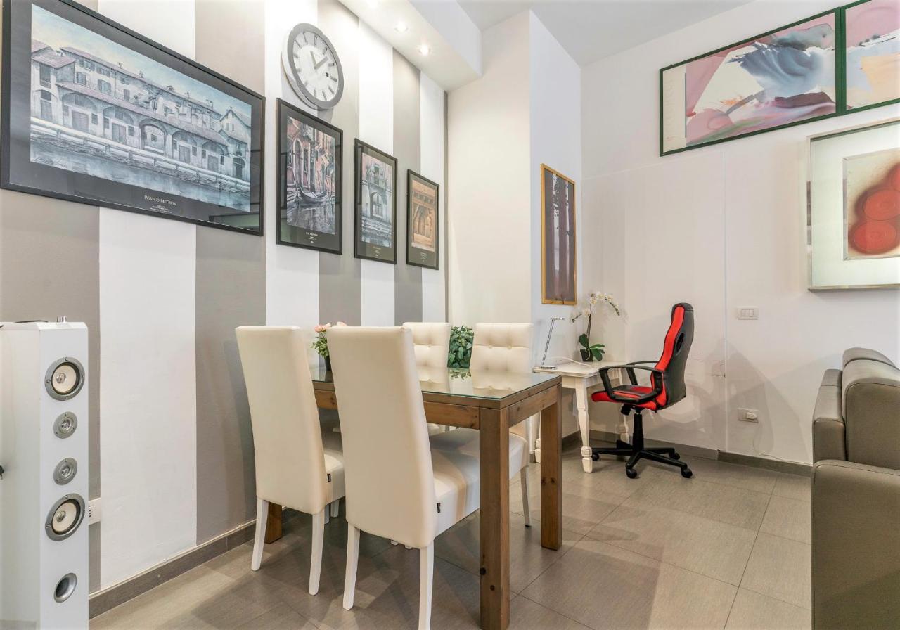 S. Ambrogio Square Apartment Milan Luaran gambar