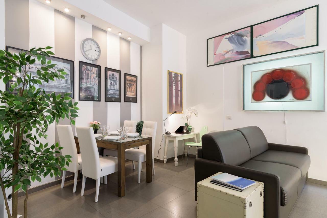 S. Ambrogio Square Apartment Milan Luaran gambar